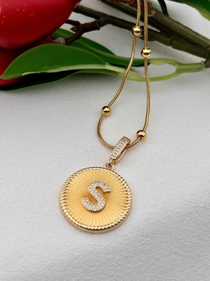 Normadia Parlak Zirkon Taşlı, Şık Dorika Zincirli, Harfli ve Madalyon Kolye