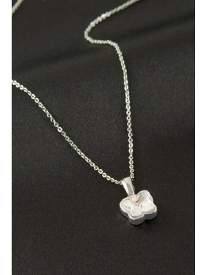 Nuveden Ieg™ Kelebek Taşlı Kolye