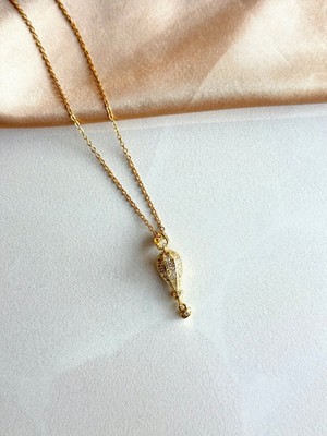 Normadia Zirkon Taşlı Balon Tasarımlı Şık Çelik Kolye