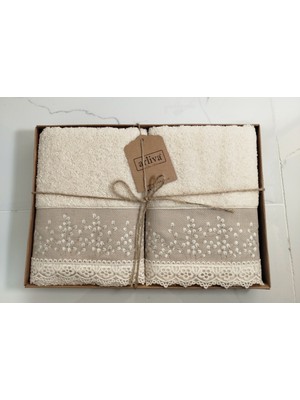 Arliva Home Bukle Nakışlı Dantelli 2 Adet Kutulu 50X85 cm El Yüz Havlusu