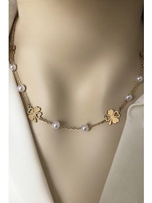 Normadia Kadın Yonca Çelik Altın Renk Kolye, Zarif Takı, Şık ve Dayanıklı Tasarım