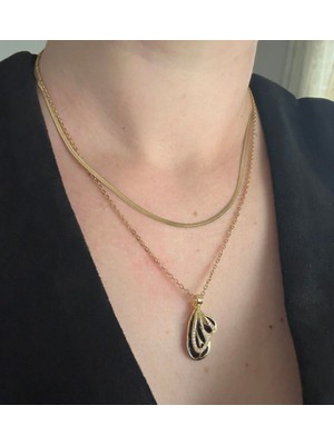 Çelik Ikili Kolye (Italyan Zincir ve Gold Siyah Plaka Detaylı Kelebek Kolye ) 2li Charmlı Kolye