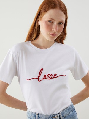 Lc Waikiki Yeni Sezon Bisiklet Yaka Nakışlı Kadın Tişört