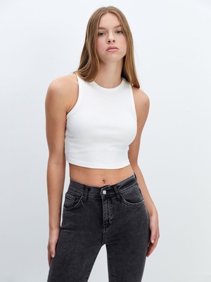Lc Waikiki Yeni Sezon Bisiklet Yaka Dokulu Kadın Crop