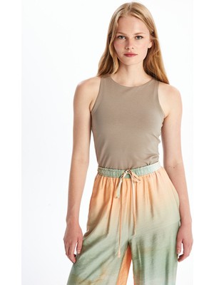 Lc Waikiki Yeni Sezon Bisiklet Yaka Kadın Atlet