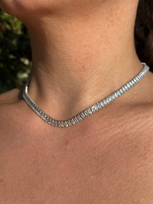 Normadia Parlak Silver Baget Su Yolu Kolye, Şık ve Zarif Tasarım ile Tarzınızı Tamamlar