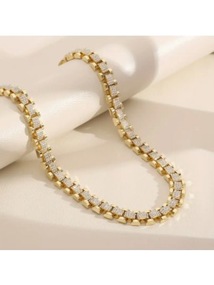 Normadia Gold Taşlı Klasik Kordon Kolye, Şıklığa Zarif Dokunuş