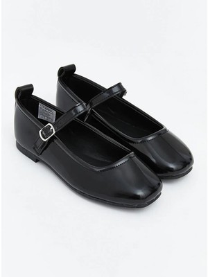 LC Waikiki Deri Görünümlü Kız Çocuk Babet  (S6)