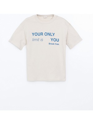 Lc Waikiki Yeni Sezon Bisiklet Yaka Yazı Baskılı Erkek Çocuk Tişört