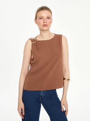 Lc Waikiki Yeni Sezon Bisiklet Yaka Aplike Detaylı Bluz