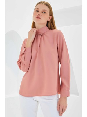 Hazelin Kadın Gül Kurusu Pencere Detaylı Dökümlü Uzun Kollu Bluz HZL22S-BD104181