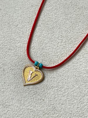 Rupen Kraft Kırmızı Ipli 14 Ayar Altın V Harfi Kolye Altın Kalpli Harf Kolye Altın Harf