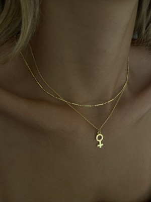 Normadia Şık ve Zarif Sembollü Kolye, Tarzınıza Özel Aksesuar