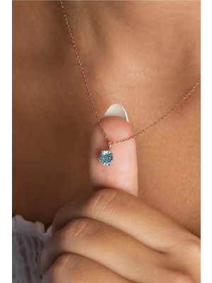 Normadia Şık 6 mm Aquamarine Tek Taşlı Gümüş Kolye, Zarif ve Modern Tasarım