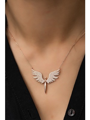 Normadia Şık Altın Kaplama Zirkon Taşlı Zarif Kolye, Modern Takı Tasarımı