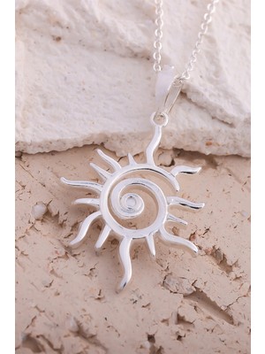 Normadia Vintage Tarzda 925 Ayar Gümüş Kaplama Güneş Kolyesi, Özel Hediye Kutusunda