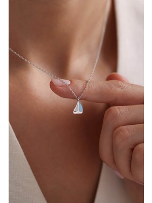 Normadia 925 Ayar Gümüş Rodyum Kaplama Minimal Yelken Kolye