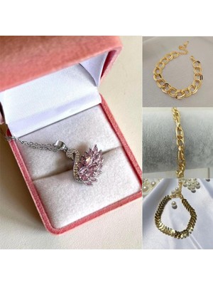 Normadia Pembe Taşlı Kuğu Kolye ve 3 Zincirli Bileklik Seti Hediye