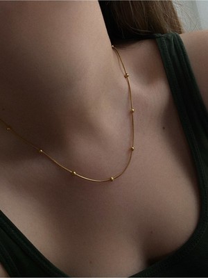 Normadia Parlak Çelik Gold Topçuk Zincir California Kolye, Şık ve Dayanıklı Tasarım