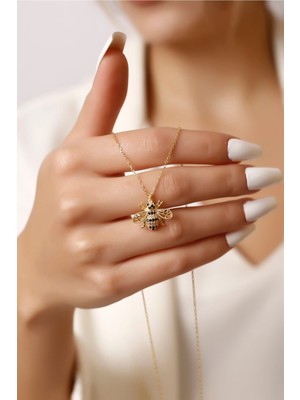 Normadia Şık Gümüş Arı Kolye, Gold Renkli, Zarif Takı Tasarımı