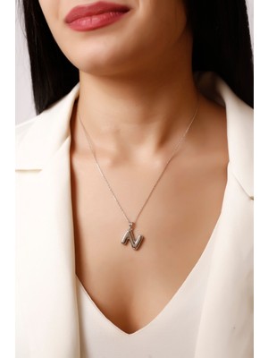 Normadia 925 Ayar Gümüş N Harf Kolye, Şık ve Zarif Takı, Hediye Seçeneği