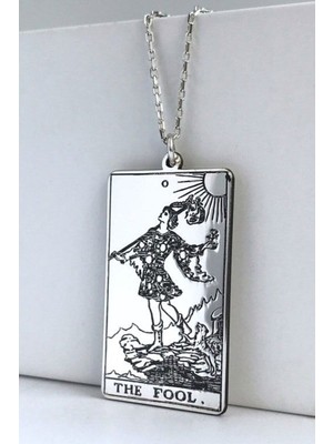 Normadia 925 Ayar Gümüş Tarot The Fool Kolye, Zarif ve Şık Takı Tasarımı