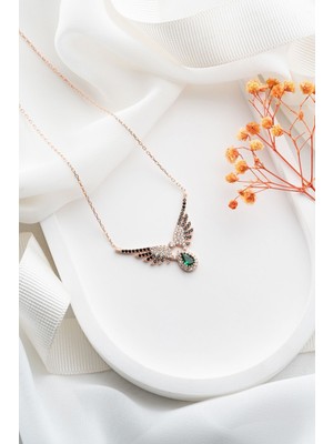 Normadia 925 Ayar Gümüş Kanat Tasarımlı Zarif Kolye