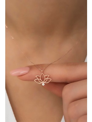 Normadia Gümüş Rose Kolye, Lotus Çiçeği Figürü, Zarif Takı, Şık ve Özel Tasarım