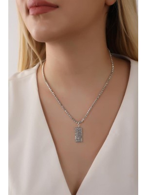 Normadia Gümüş Renk Dikdörtgen Taşlı Su Yolu Simgesi Kolye