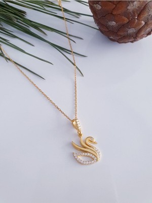 Normadia 925 Ayar Gümüş Beyaz Taşlı Zarif Kuğu Model Kadın Kolye