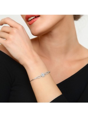 Normadia Şık 925 Ayar Gümüş Damla Bileklik, Zarif ve Özgün Takı Tasarımı