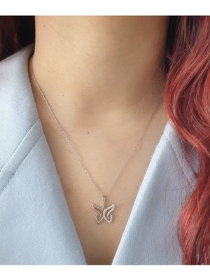 Normadia 925 Ayar Gümüş Zarif Kelebekli Kadın Kolye, Şık ve Parlak Tasarım