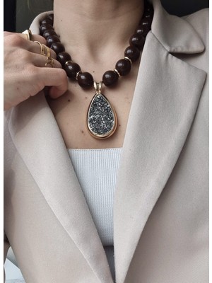 Initium Premium Kalite Kahverengi Kemik Kolye