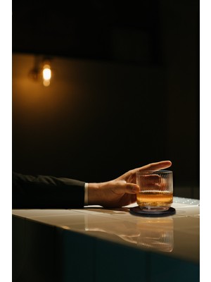 Şık ve Dayanıklı Deri Bardak Altlıkları, 6'lı Set, Modern Ev Dekoru