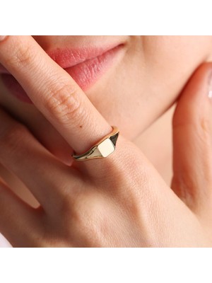Sembol Gold 14K Altın Şövalye Yüzük (Kişiselleştir) Kare 0,6 cm