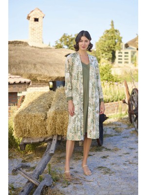 Lyyn Arias Closet Etnik Desenli ve Dantelli Büyük Beden Sabahlık Takımı