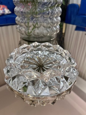 Büyük Boy Kristal Cam Küllük, 15 Cm, Şık ve Zarif Tasarım