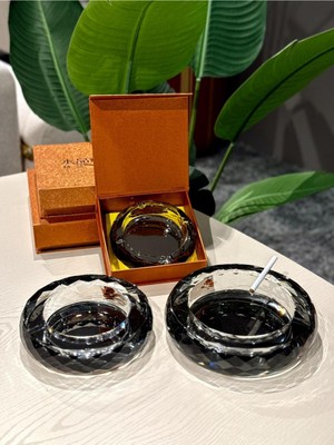 Şeffaf Kristal Küllük, Küçük Boy, Şık ve Zarif Tasarım, Füme Renk