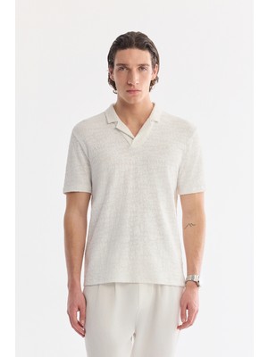 AVVA Erkek Ekru Apaj Yaka Kolay Ütülenen Regular Fit T-Shirt A61Y1083