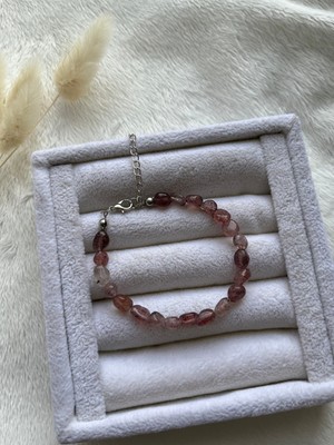 UltraMint Oval Çilek Kuvars Taşlı Doğal Bileklik, Şıklık ve Enerji Için En Güzel Seçim