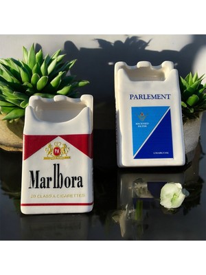 Modern Tasarımlı Kül Tablası, Şık ve Kullanışlı Sigara Paketi Şeklinde