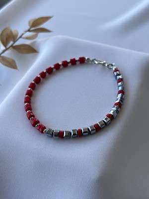 UltraMint Doğal Mercan Hematit Taşlı Zarif Bileklik, Şık ve Enerjik Tasarım