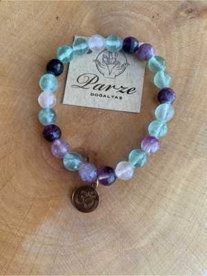 UltraMint Parlak ve Şık Taşlı Bileklik, Stilinizi Tamamlayan Zarif Aksesuar