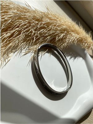 UltraMint Şık ve Dayanıklı Paslanmaz Çelik Bileklik, Modern Tasarım, 1 Adet