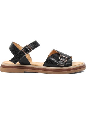 Celal Gültekin Kadın Siyah Tokalı Deri Sandalet