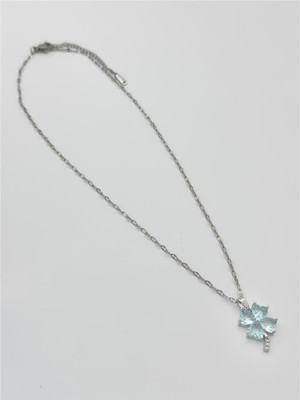 The Originals Kadın Çelik Kolye Yonca Figürlü Mavi Zirkon Taşlı Gümüş Renk