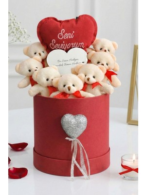 Sole Sevgililer Günü’ne Özel: Yazılı Aynalı Premium Silindir Kutuda Kırmızı Peluş Ayıcık Buketi