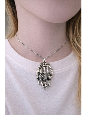 Herşey Nota Iskelet El Formlu Metal Figür 60 cm Zincirli Kolye
