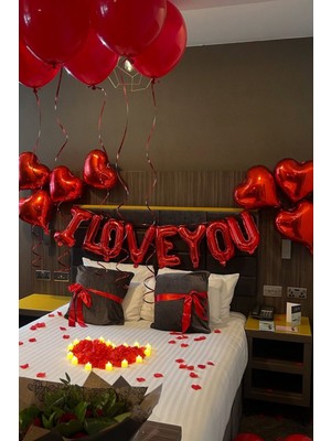 Baloncu Nene Evlilik Romantik Süsleme Seti I Love You Balon Kırmızı Folyo Balon Kalpli Mum Gül Yaprağı Özel Gün