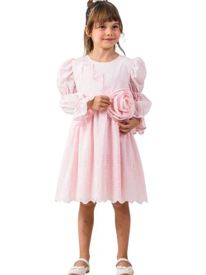 İrem Çocuk Giyim Kız Çocuk Çiçek Detaylı Balon Kol Model Etek Uçları Güpür Detaylı Astarlı Pembe Renk Midi Boy Elbise